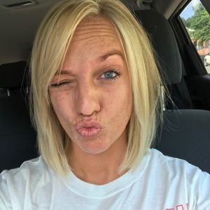 Meet your Posher, Tabitha